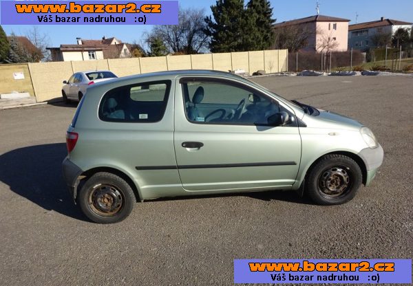 Toyota Yaris 1.0i r.v.2002 (48 kw) Koupeno v ČR