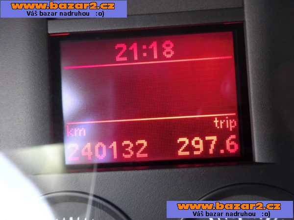 VW Touran 1.4 TSI r.v.2010 (103 kw) tk:10/2026