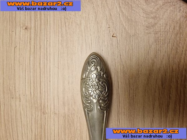 Vintage postříbřené ruční zrcátko ve stylu Art Nouveau/rokoko-3, inzerce-cz.cz Vintage postříbřené ruční zrcátko ve stylu Art Nouveau/rokoko