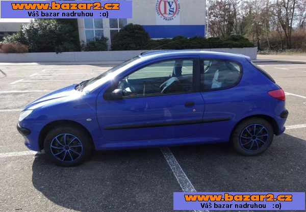 Peugeot 206 1.1i r.v.2002 (44 kw) stk:3/2028