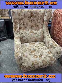 Sedací souprava (gauč, 4x křesla, 2x taburetky, 2x stůl)