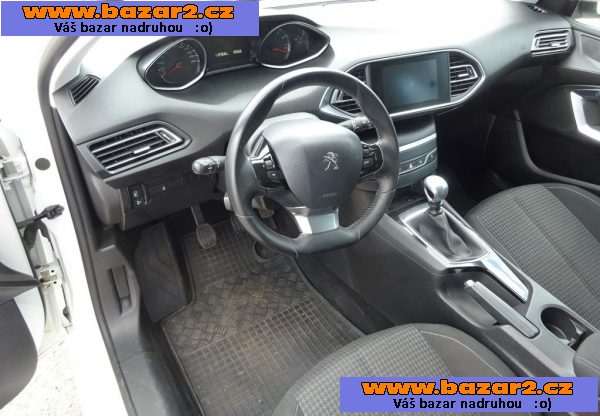 Peugeot 308 1.2 PureTech r.v.2018 (81 kw) ČR po rozvodech-5, inzerce-cz.cz Peugeot 308 1.2 PureTech r.v.2018 (81 kw) ČR po rozvodech
