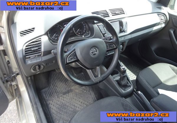 Škoda Fabia 1.2 TSI Combi r.v.2015 (66 KW) serviska-5, inzerce-cz.cz Škoda Fabia 1.2 TSI Combi r.v.2015 (66 KW) serviska