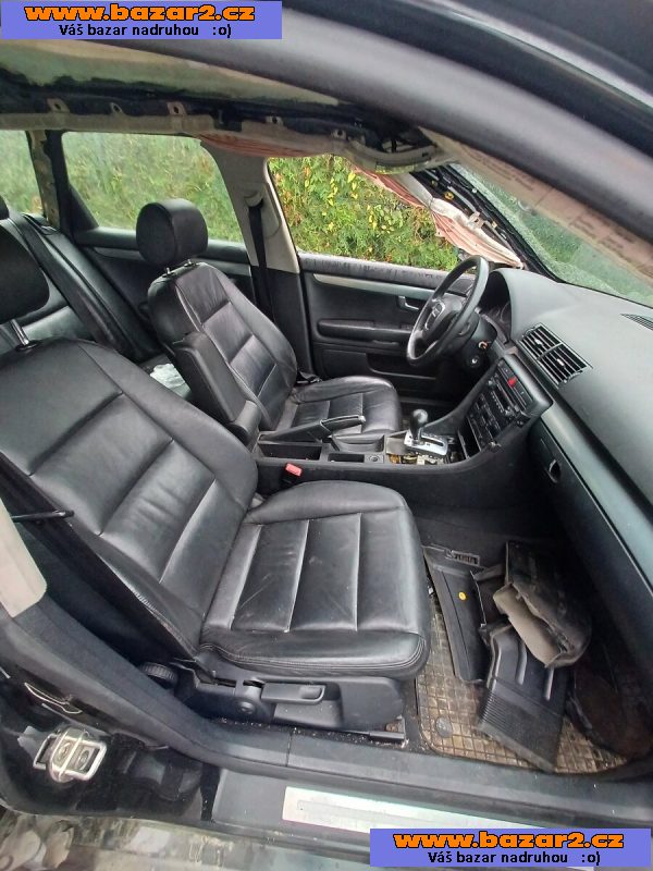 Audi A4 B7 kombi 2,5 tdi 120kw manual rok 07
