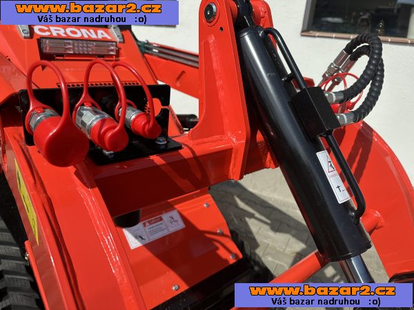 Smykový nakladač CR800- Kubota, 17,1 KW-4, inzerce-cz.cz Smykový nakladač CR800- Kubota, 17,1 KW