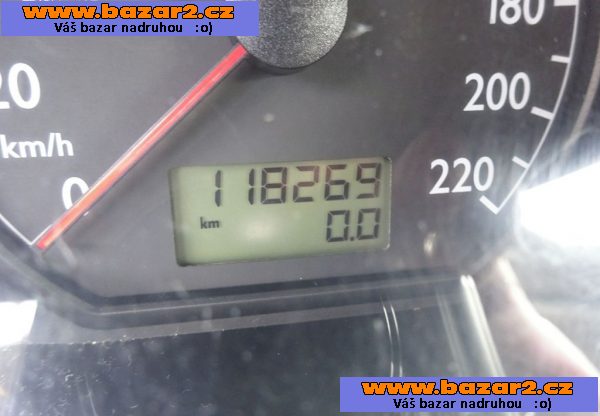Volkswagen Polo, 1.2i r.v.2002(47 kw) KOUPENO V ČR