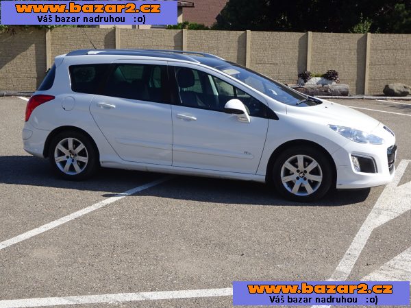 Peugeot 308 1.6 VVTi Combi SW r.v.2014 (88 kw) 1.MAJITEL-2, inzerce-cz.cz Peugeot 308 1.6 VVTi Combi SW r.v.2014 (88 kw) 1.MAJITEL