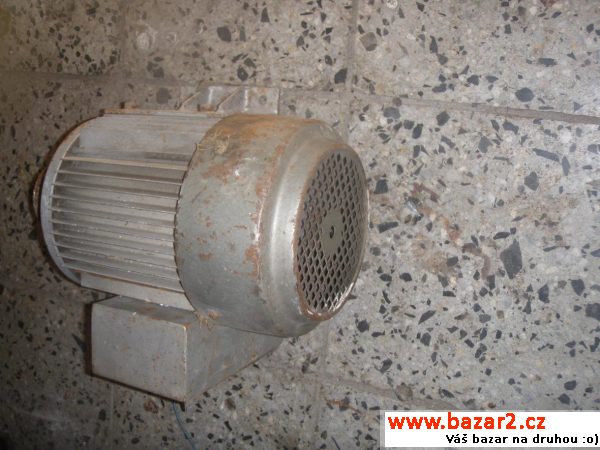 Elektromotor s chráničem napětí