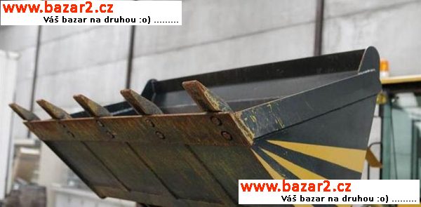 Nakladač kloubový  - 4x4 