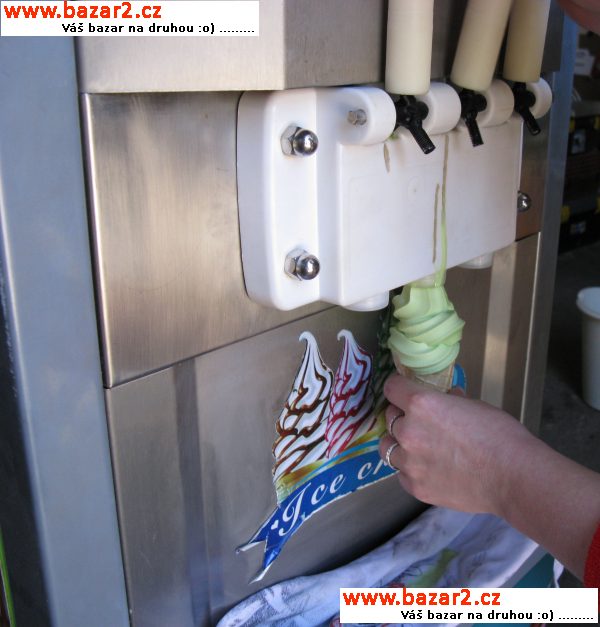 Stroj na točenou zmrzlinu