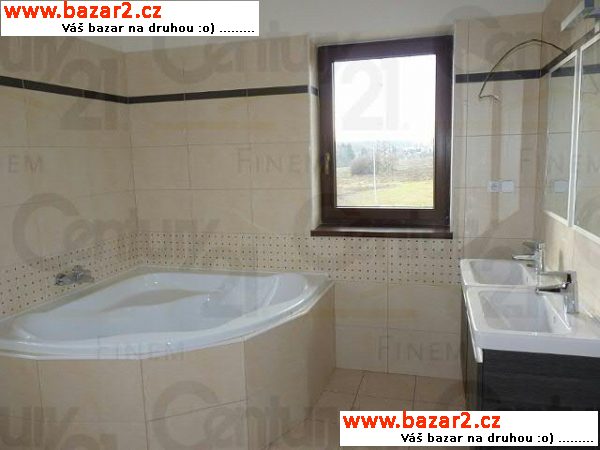 Krásná novostavba RD 5+1, terasa, pozemek 804m2, Hřebeč
