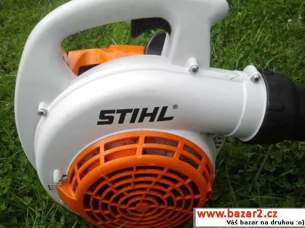 Foukač listí Stihl BG56