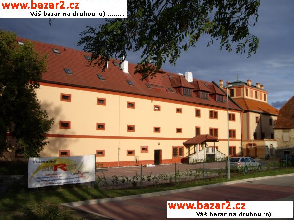 Pronájem  kancelář