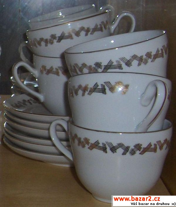 Hodiny, a další sklo a porcelán:  