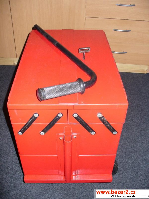 Box na nářadí