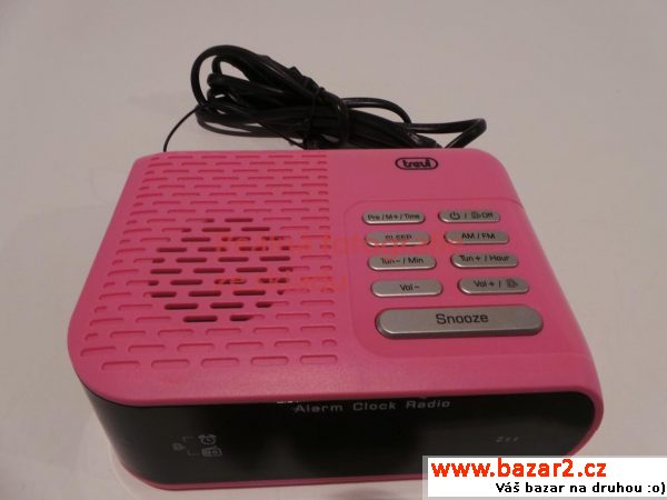 Radiobudík Trevi RC 827