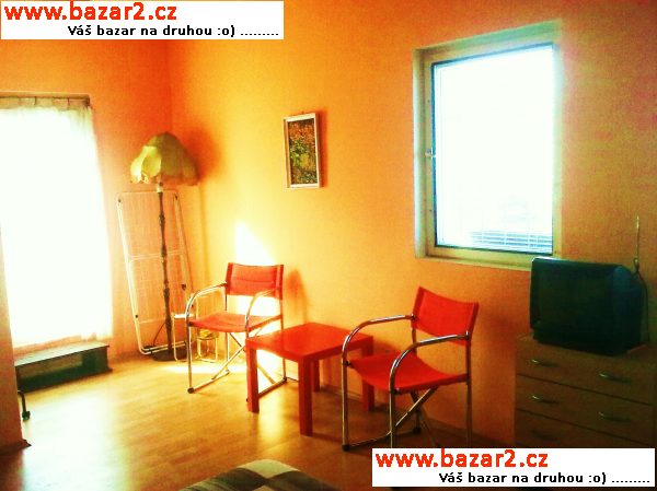 střešní atelier s malou terasou