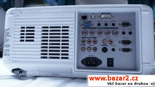Projektor NEC NP4100 DLP