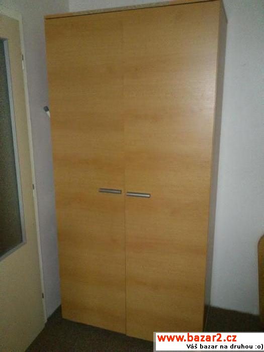 Pěkná obývací stěna