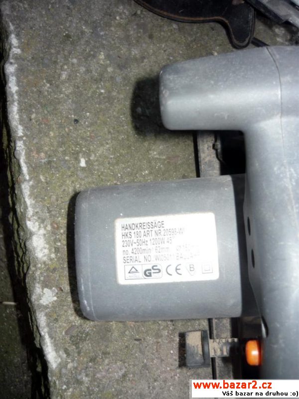 Elektrická ruční kotoučová pila