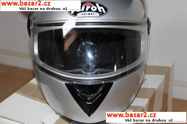 Motocyklová přilba 