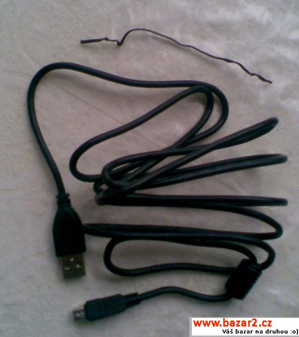 Nový USB kabel k fotoaparátu