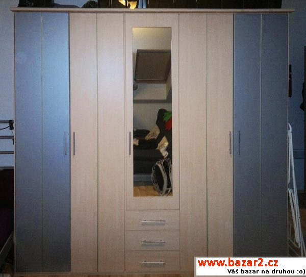 Šatní skřín Asko 