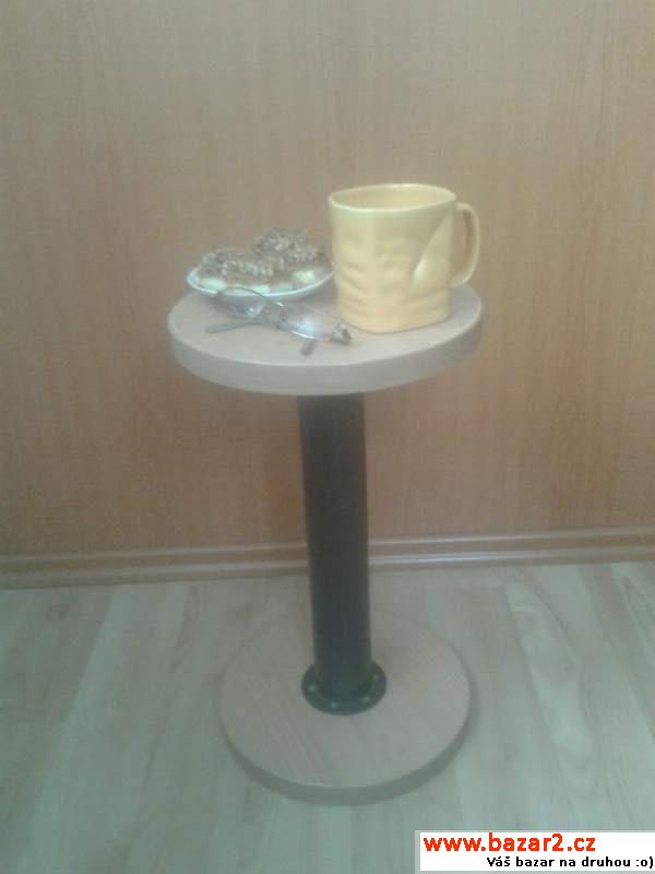 Stoleček/sedátko