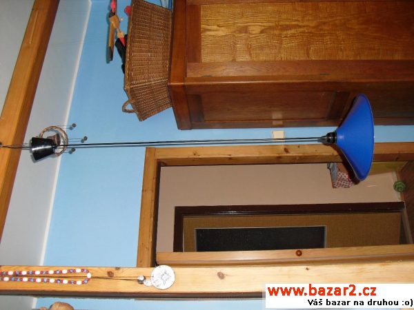 2x modrá stropní lampa Ikea