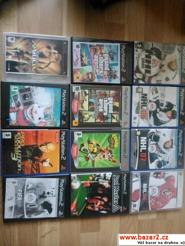 PS2 s příslušenstvím
