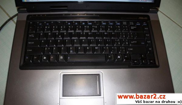 Asus F5R - Dvoujádro Intel, ATi