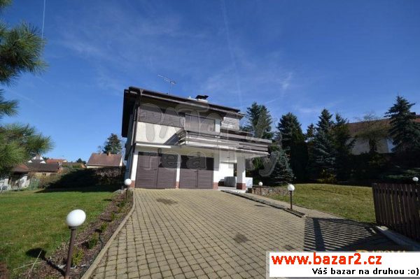 Prodej rodinného domu 6+1, pozemek 1080m2,
