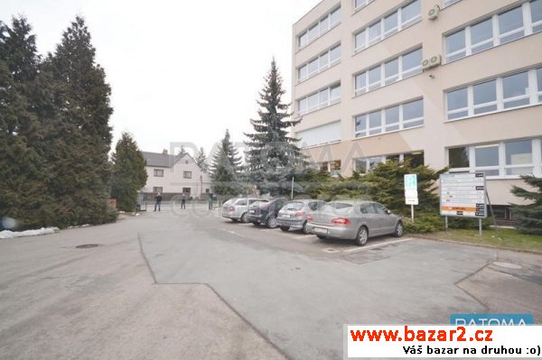 K pronájmu skladové prostory 500 m2 na Praze 10