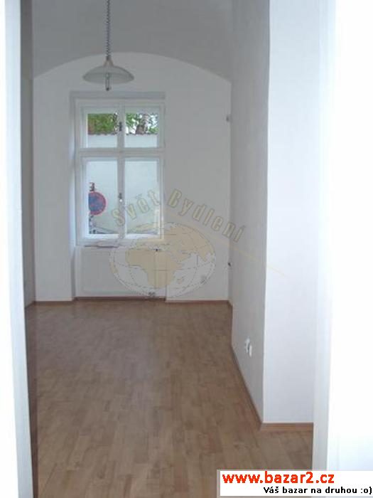 3x  kancelář/obchodní prostor,84m2, P-3 Žižkov ul: