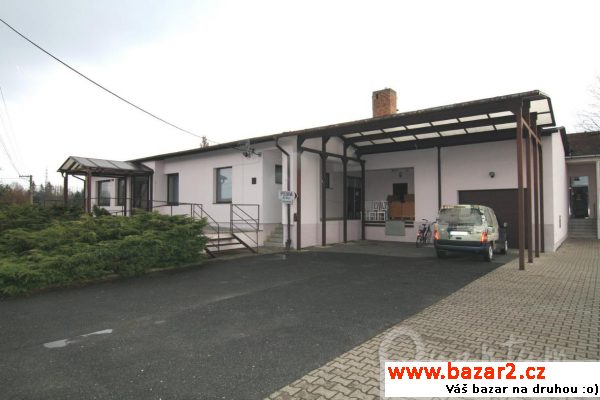 Komerční objekt  679 m2, prodejna, 