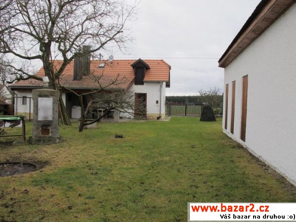 Nabízíme pronájem celoročně obyvatelné chalupy s