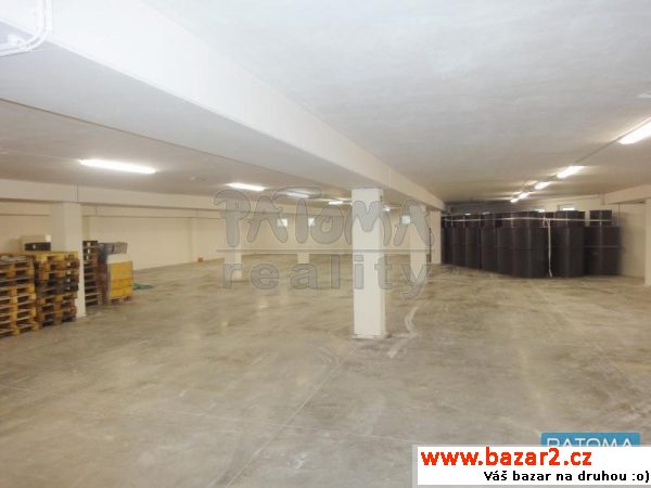 Pronájem sutereního skladového prostoru 500 m2 v