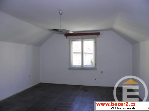 Uhlířské Janovice/Prodej dvoupodlažního RD 125m2
