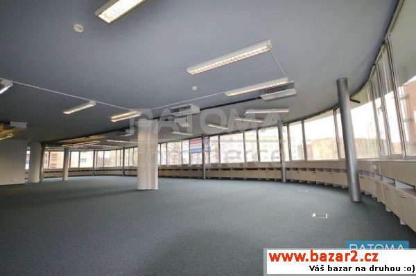 P - Pronájem kancelářských prostor 150 m2 v