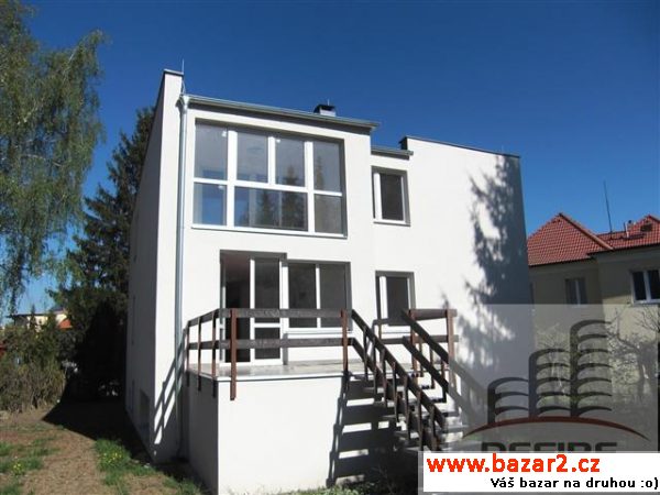 Pronájem RD Praha Hostivař.Nabízíme pronájem RD v
