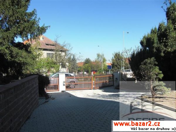 Pronájem RD Praha Hostivař.Nabízíme pronájem RD v