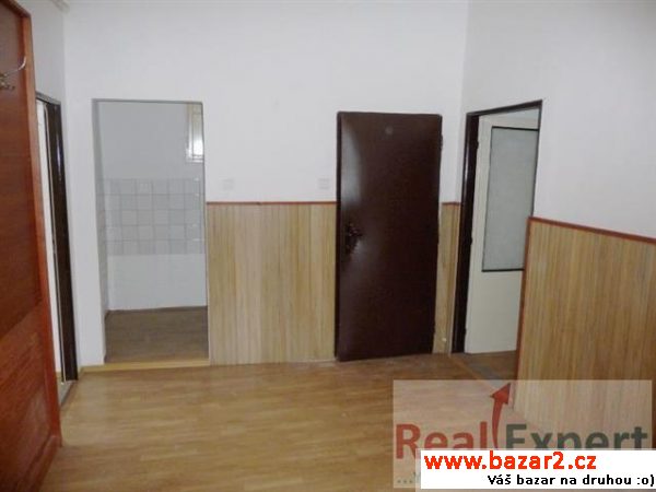 Pronájem kanceláří, 85 m2, možnost využití jako