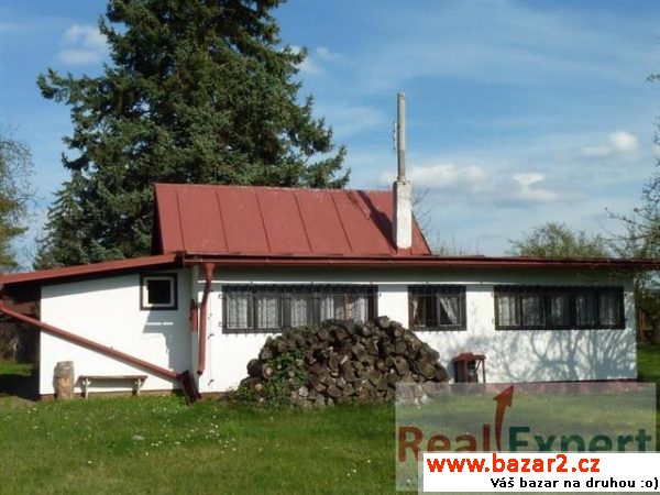 Prodej hezké chaty 4+1, 69 m2, výjimečný pozemek