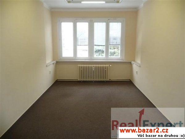 Pronájem kanceláře 16 m2, Praha 4 - Podolí,