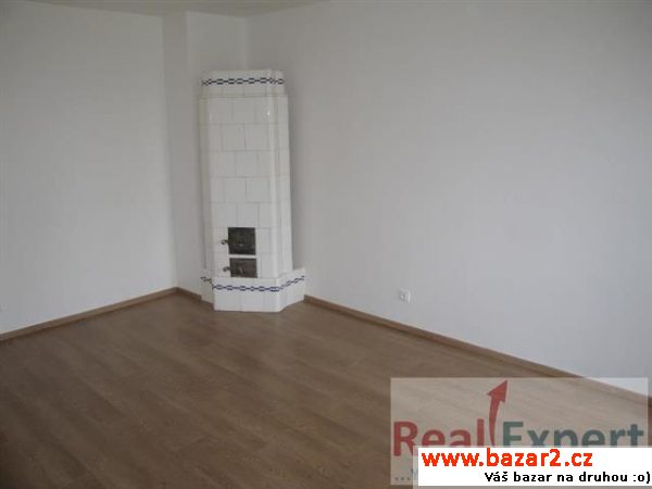 Pronájem pěkného ŘRD, 6+kk. 130 m2, Praha 6 -