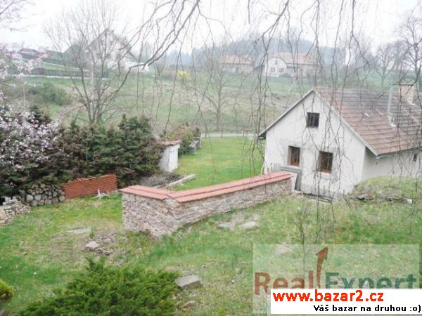 Prodej pěkného rodinného domu, 2+kk, Horní Bradlo