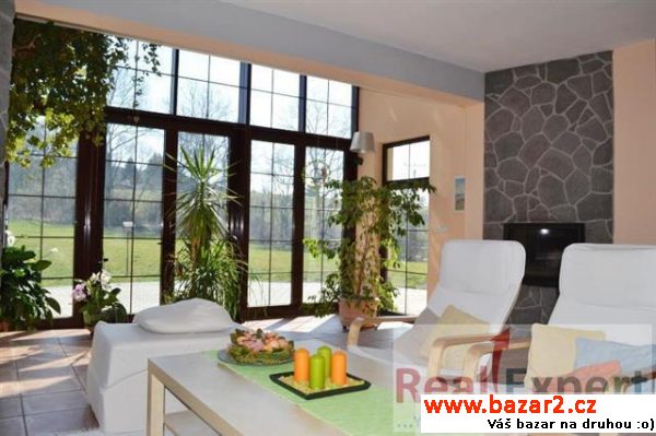 Prodej exkluzivního RD, 8+2, 307 m2, Jílové u