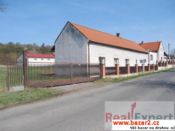 Prodej zemědělského objektu s komerčním využitím,