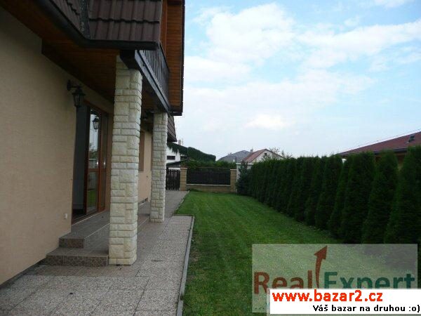 Pronájem novostavby RD 6+1/T/B, 240 m2, Praha -