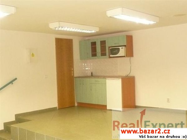 Pronájem ateliéru 47 m2, Praha 9 - Vysočanská,